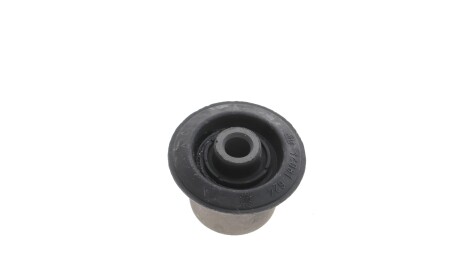 Сайлентблок важеля переднього Audi 80 90 -96 Volkswagen Passat -88 (Febi) - (8A0407181) FEBI BILSTEIN 14081