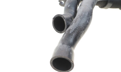 Фото 3 - Патрубок системи охолодження FEBI BILSTEIN 175173