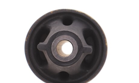 Фото 3 - Сайлентблок подрамника FEBI BILSTEIN 27539