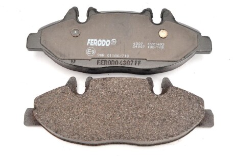 Фото 2 - Тормозные колодки FERODO FVR1493