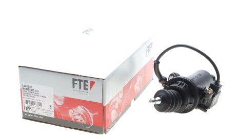 Фото 2 - Головний циліндр зчеплення FTE 2200223