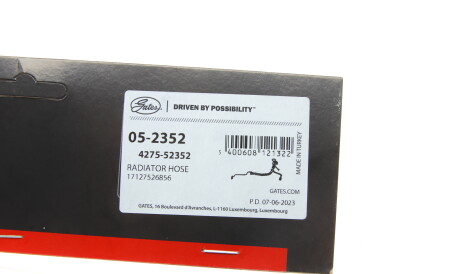 Фото 2 - Патрубок системы охлаждения Gates 05-2352 (052352)