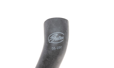 Фото 3 - Патрубок системы охлаждения Gates 05-2505 (052505)