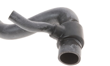 Фото 4 - Патрубок системы охлаждения Gates 05-2505 (052505)