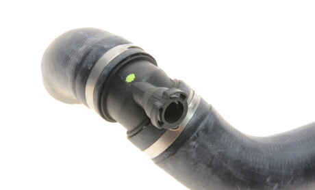 Фото 5 - Патрубок системы охлаждения Gates 05-2858 (052858)