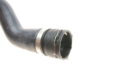 Фото 6 - Патрубок системы охлаждения Gates 05-2861