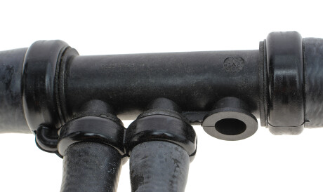 Фото 3 - Патрубок системи охолодження Gates 05-3165 (053165)