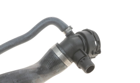 Фото 2 - Патрубок системы охлаждения Gates 05-3615 (053615)