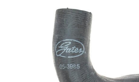 Фото 2 - Патрубок системы охлаждения Gates 05-3985 (053985)