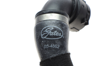 Фото 3 - Патрубок системы охлаждения Gates 054862