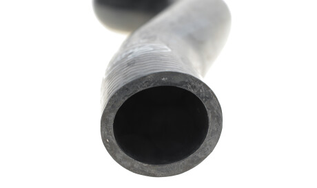 Фото 2 - Патрубок системы охлаждения Gates 3311