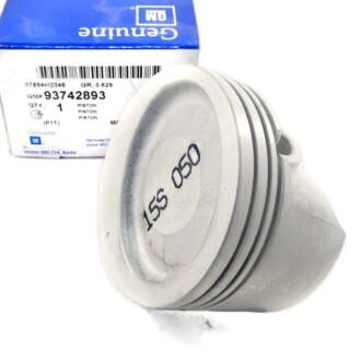 Поршень Авео 1,5 (77,00) 2-й ремонт (1 шт) GM - General Motors 93742893