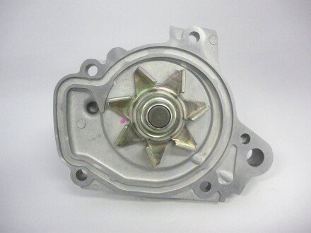 Фото 2 - Водяной насос GMB GWHO-48A (GWHO48A)