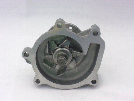 Фото 2 - Водяний насос GMB GWT-102A (GWT102A)