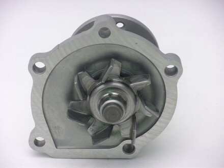 Фото 2 - Водяной насос GMB GWT-68A (GWT68A)