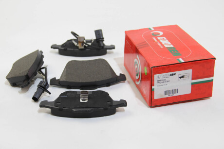 Тормозные колодки перед. Audi A6 97-05 - GOODREM RM1003