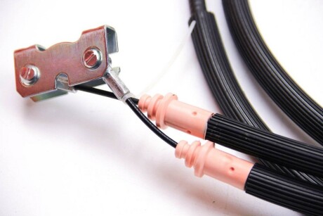 Фото 3 - Трос ручного тормоза GOODREM RM4135