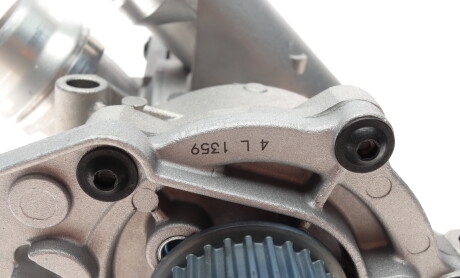 Фото 5 - Водяной насос GRAF PA1359