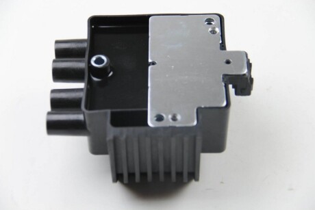 Фото 2 - Котушка запалювання HELLA 5DA193175-651 (5DA193175651)