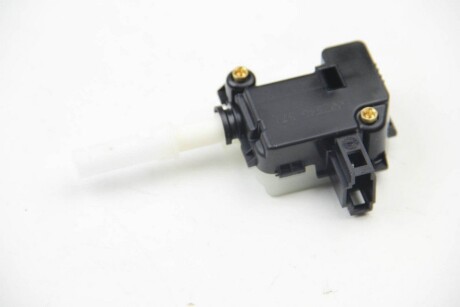 Фото 4 - Автозапчастина HELLA 6NW 007 546-371 (6NW007546371)