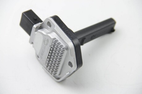 Фото 2 - Датчик керування двигуном HELLA 6PR008324101