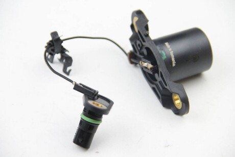 Фото 2 - Датчик керування двигуном HELLA 6PR008891-011 (6PR008891011)