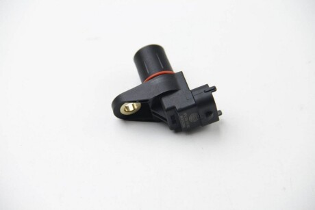 Фото 2 - Датчик распредвала HELLA 6PU009121501