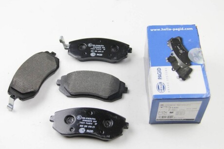 Гальмівні колодки пер. Subaru Impreza 02-/Forester 02- (akebono) - (ay040fj011, 26296ae150, 26296ae190) HELLA 8DB355010-211