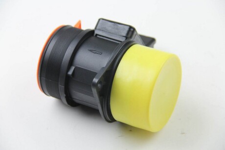 Фото 4 - Витратомір повітря HELLA 8ET009142-101 (8ET009142101)