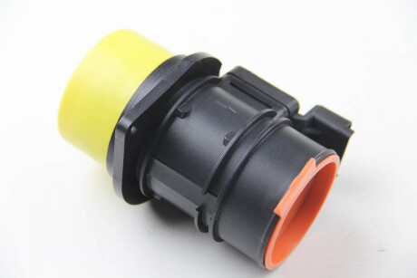 Фото 2 - Витратомір повітря HELLA 8ET009142-651 (8ET009142651)