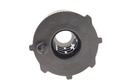 Фото 3 - Масляный фильтр HENGST FILTER E40H D323 (E40HD323)