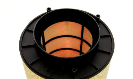 Фото 3 - Воздушный фильтр HENGST FILTER E675L D157 (E675LD157)