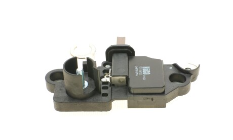 Фото 4 - Реле регулятора генератора HITACHI 130618