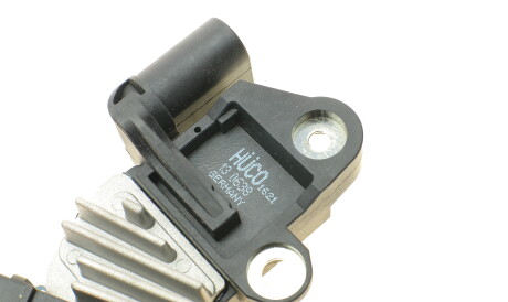 Фото 3 - Реле регулятора генератора HITACHI 130638