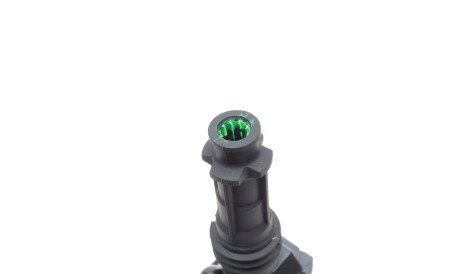 Фото 3 - Катушка зажигания HITACHI 133816