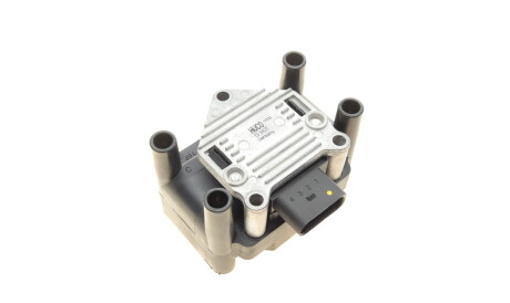 Фото 2 - Катушка зажигания HITACHI 138425