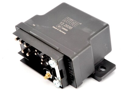 Контролер/реле свічок накалу MERCEDES 124 (W124), 124 T-MODEL (S124), 190 (W201), E (W124), E T-MODEL (S124), G (W463), T1 (601), T1 (601, 611), T1 (B601), T1 (B602) 2.5D/2.9D/3.0D 10.82-09.07 - Huco 132036