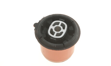 Фото 3 - Сайлентблок подрамника HUTCHINSON 531669