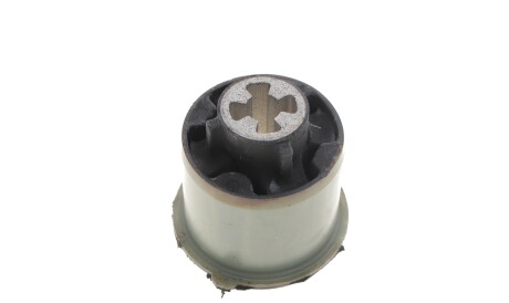 Фото 3 - Сайлентблок підрамника HUTCHINSON 590182