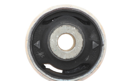 Фото 2 - Сайлентблок важеля HUTCHINSON 590252