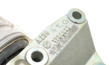 Фото 2 - Подушка двигуна HUTCHINSON 594461