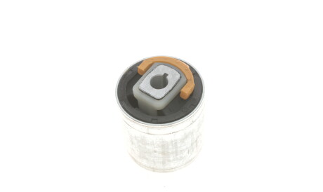 Фото 2 - Сайлентблок важеля HUTCHINSON 597141