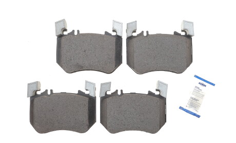 Колодки тормозные (передние) MB S-class (W223) 20- (Brembo) - ((0004200604, 0004200704, 0004203603, 0004203703, A0004200604)) ICER 182439