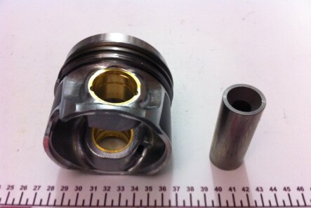 Фото 2 - Поршні Knecht / Mahle 030 86 02 (0308602)