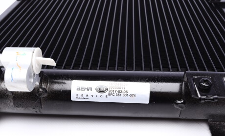 Фото 5 - Радіатор кондиціонера Knecht / Mahle AC 349 000S (AC349000S)