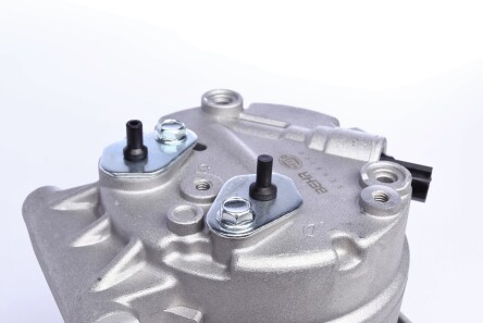 Фото 3 - Компрессор кондиционера Knecht / Mahle ACP 28 000S (ACP28000S)