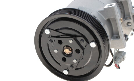 Фото 2 - Компрессор кондиционера Knecht / Mahle ACP 606 000S (ACP606000S)