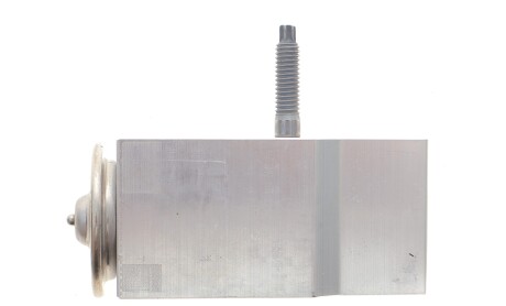 Фото 5 - Автозапчастина Knecht / Mahle AVE 211 000P