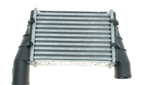 Фото 2 - Интеркулер Knecht / Mahle CI 130 000S (CI130000S)