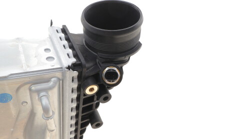 Фото 3 - Інтеркулер Knecht / Mahle CI 663 000P